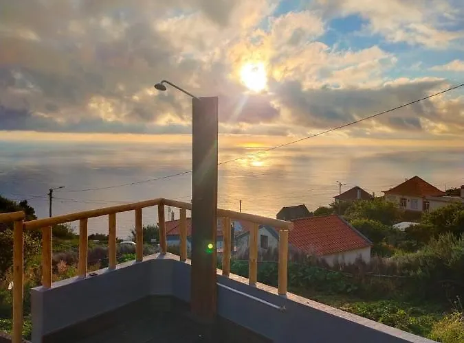 Casa Da Ribeira Da Janela * Porto Moniz